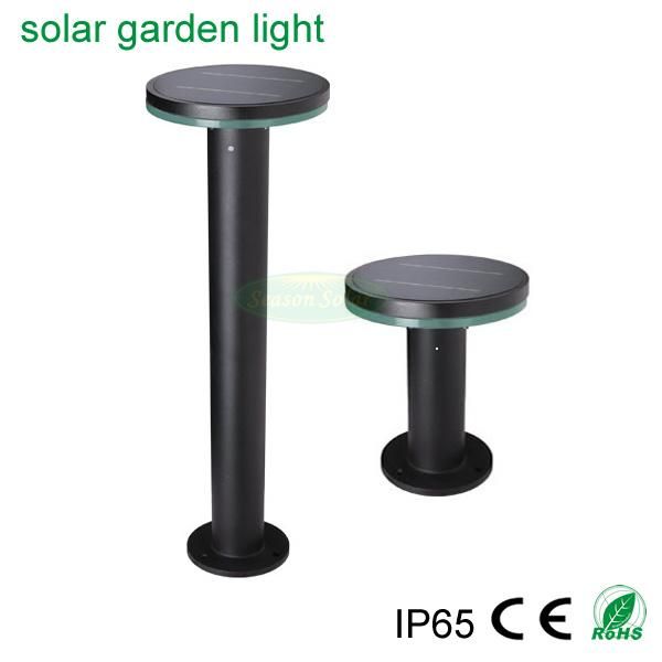 Factory Supply Decoration Lighting Ce Solar Power Garden Light with 5W Solar Panel & Double LED Lighting