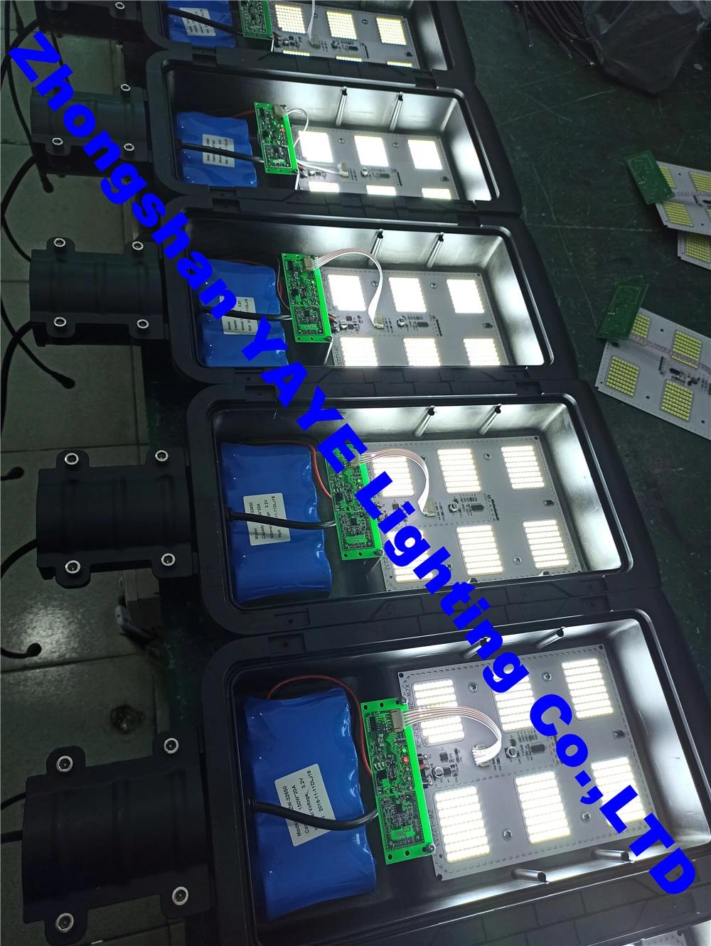 Yaye 2022 New Design 100W Outdoor Waterproof IP66 LED Flood Light with 1000PCS Stock Each Watt/ 2-3 Years Warranty/ CE/RoHS Approved/ Best Supplier in China