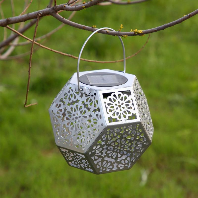 Warm White Outdoor Waterproof Metal Solar Hanging Lamps for Christmas Holiday Patio Tree Decor