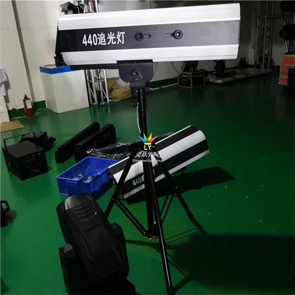 China Cheap 440W Manual Stage Light Follow Spot with Ce RoHS