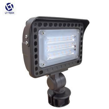 Lt-2507b 3400lm 12V Die-Cast Aluminium Flood Light for Yard and Garden Lighting