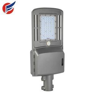 Cheap IP65 Solar Pwoer LED Street Light Lamp for Sale