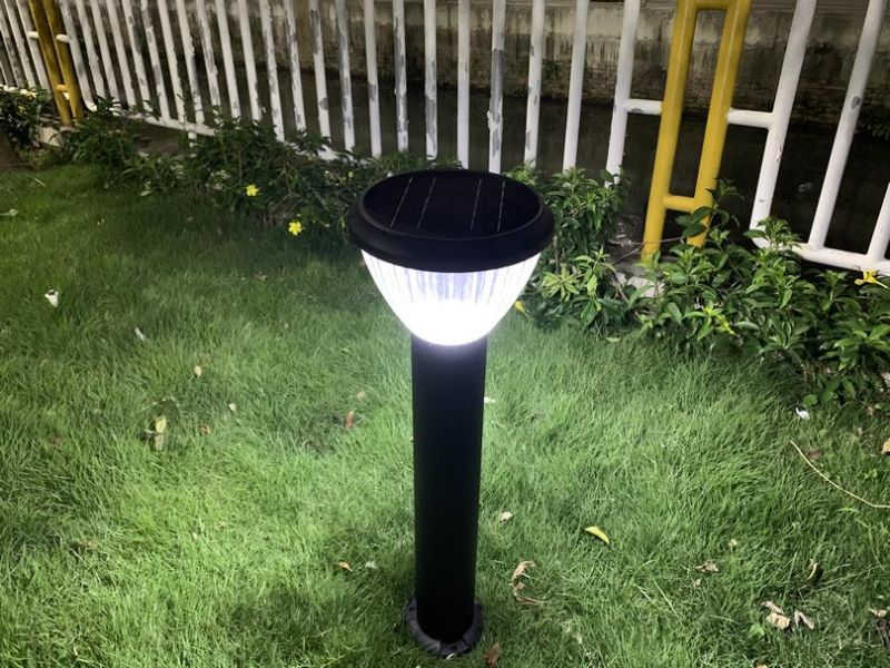 Water-Proof IP65 Pathway Bollard Luminaria Solar Outdoor Garden Solar Light with LED Light & Solar Panel