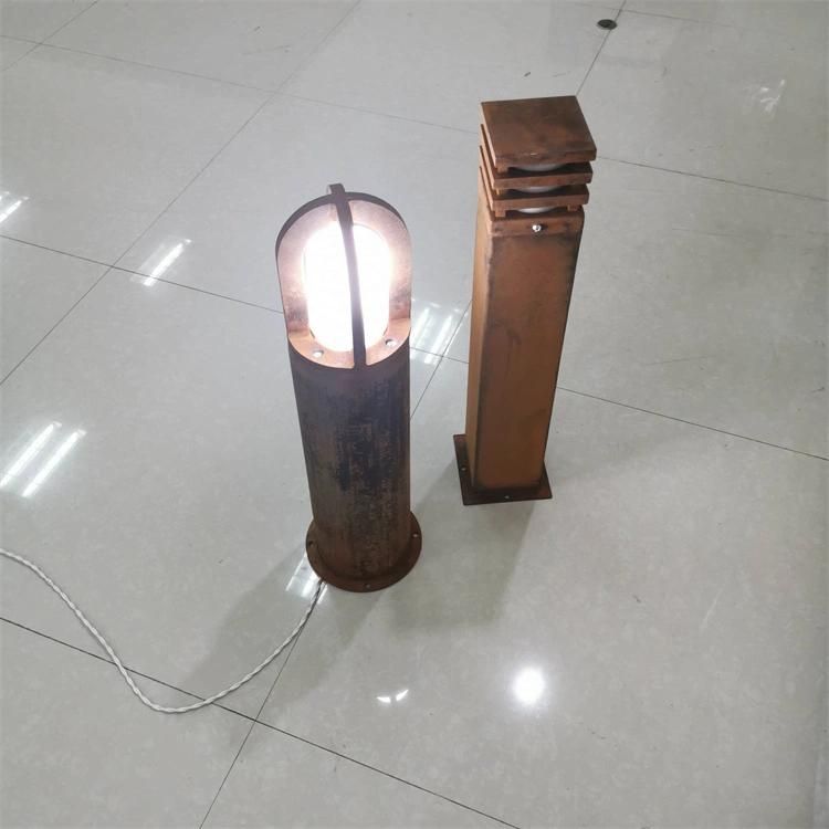 Corten Steel Outdoor LED Light Bollard with LED Lighting