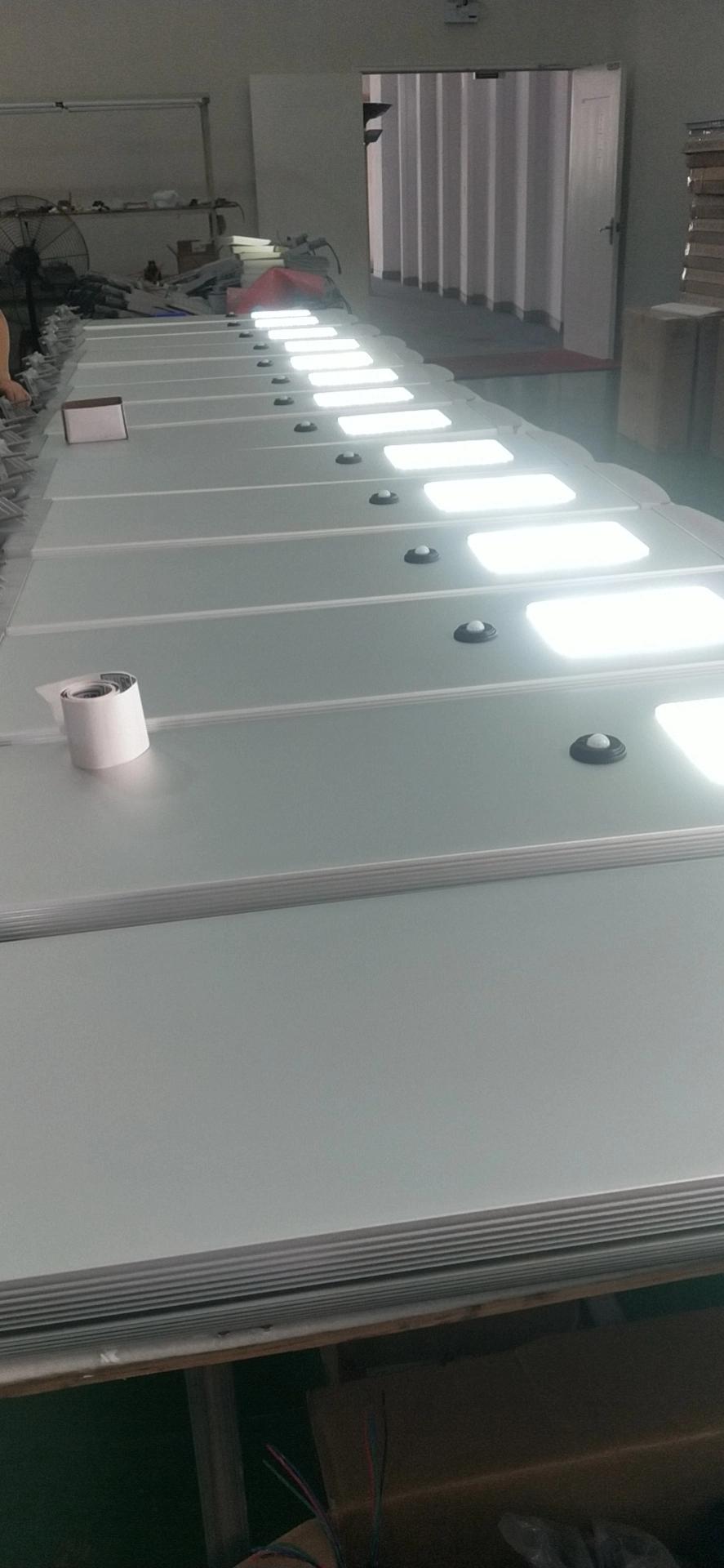 Motion Sensor IP65 Waterproof Outdoor 50W 100W 150W 200W 250W 300W Integrated All in One LED Solar Street Light