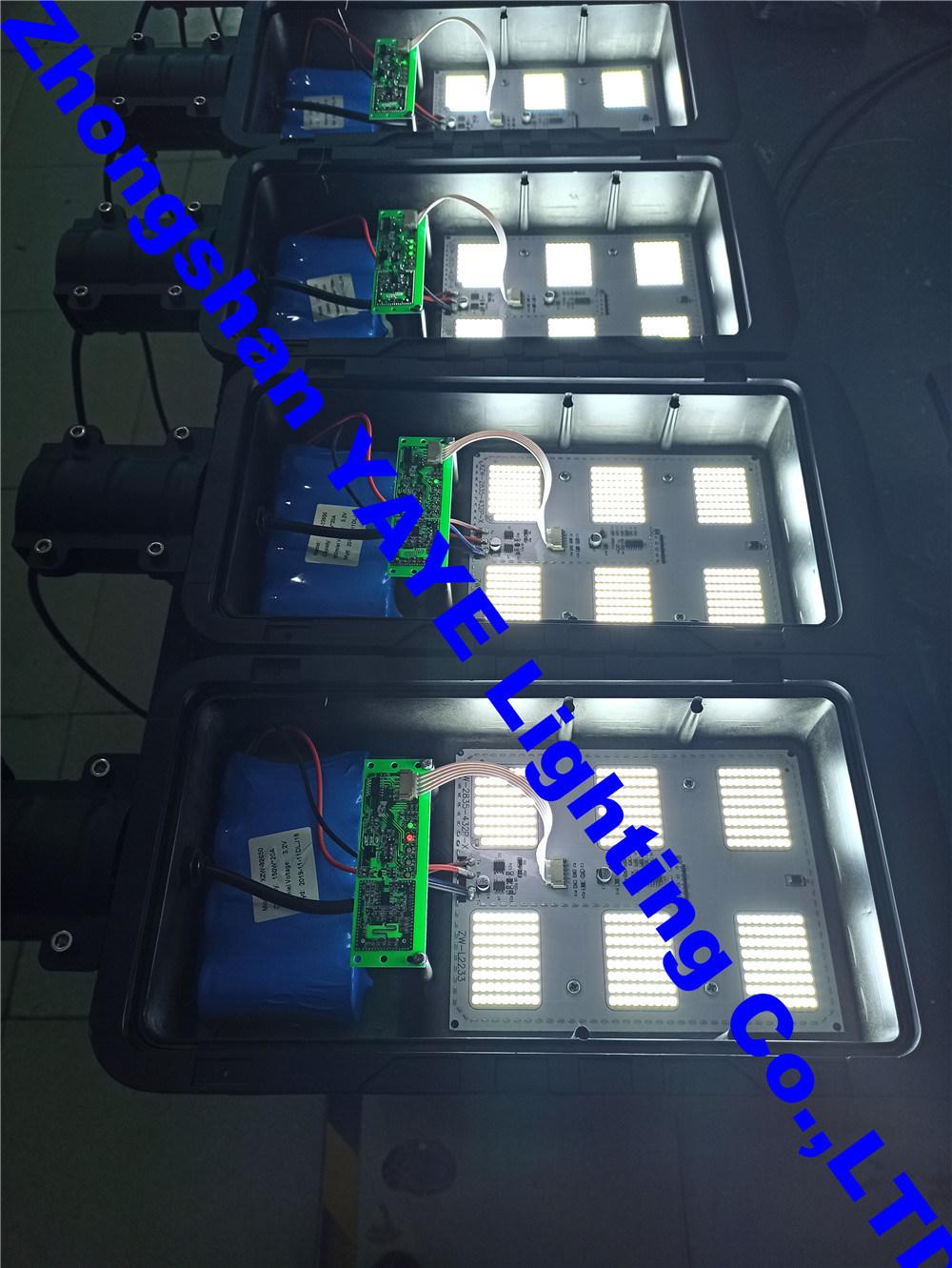 Yaye Hot Sell Factory Price 150W Integrated All in One Solar LED Street Garden Lighting with Remote Controller