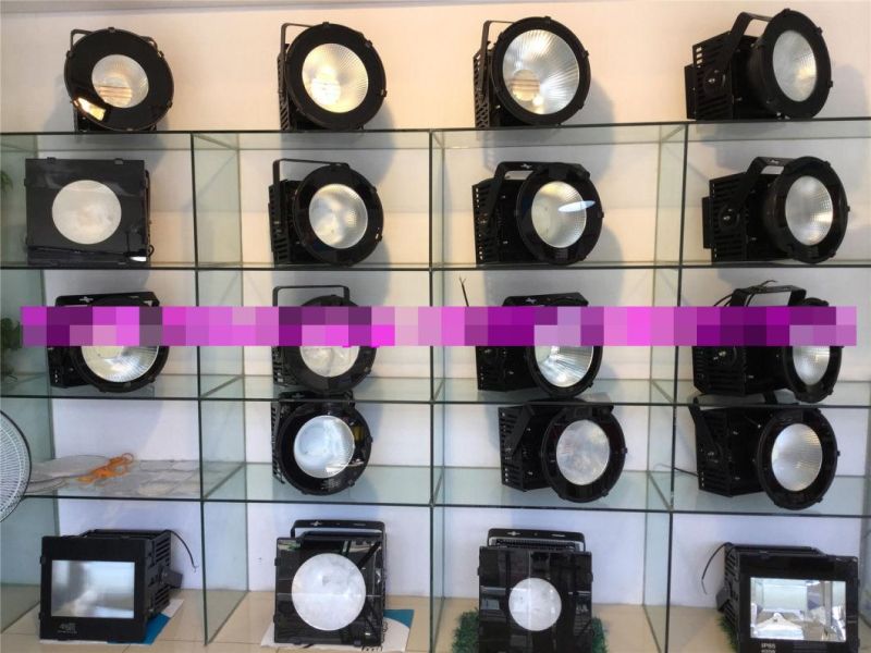 Yaye 18 Ce/RoHS 10W 20W 30W 50W 60W 70W 80W 100W 120W 150W 160W 200W 250W 300W 400W 500W 600W 1000W Outdoor COB SMD Solar LED Flood Tunnel Light LED Floodlight