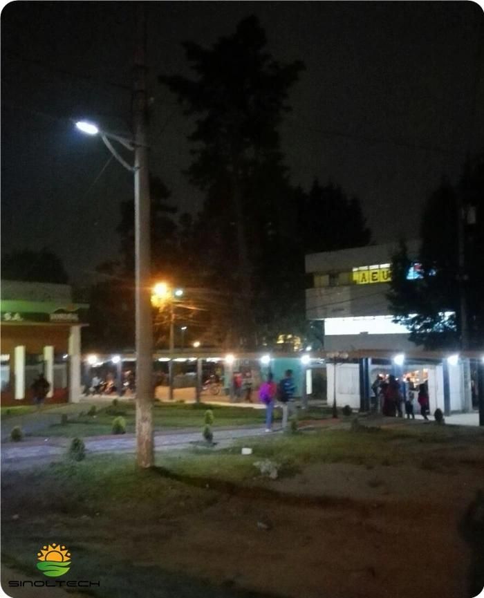 Commercial Grade 50W LED Solar Powered Street Lighting Systems (SNSTY-250)