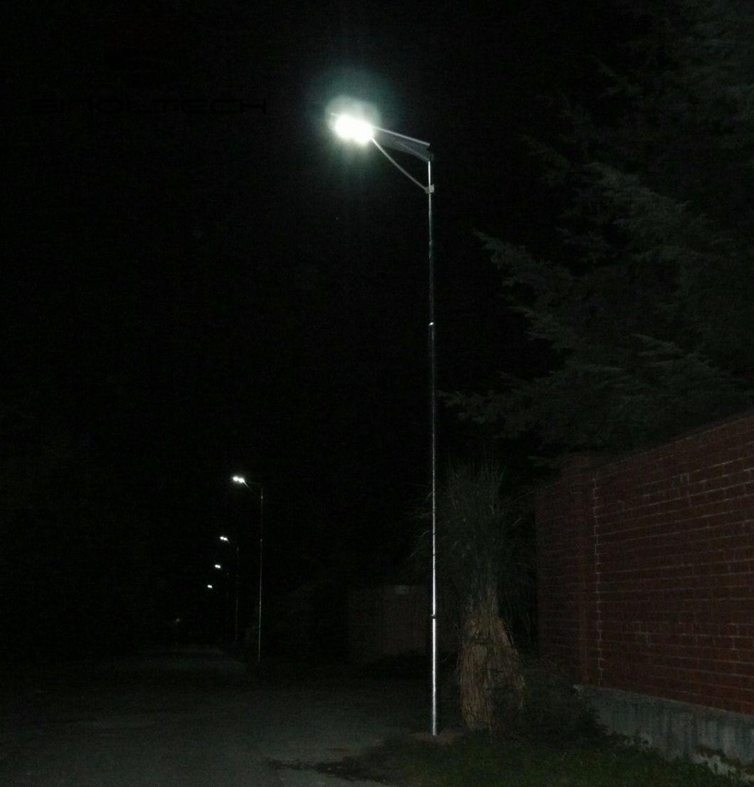 All in One Design 18W Solar LED Street Light with Lithium Ion Battery (SNSTY-218)
