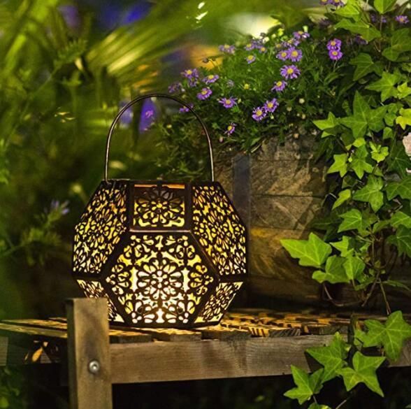 Metal Material Waterproof IP65 Outdoor Tree Hanging Solar Power Lamps for Residental Household