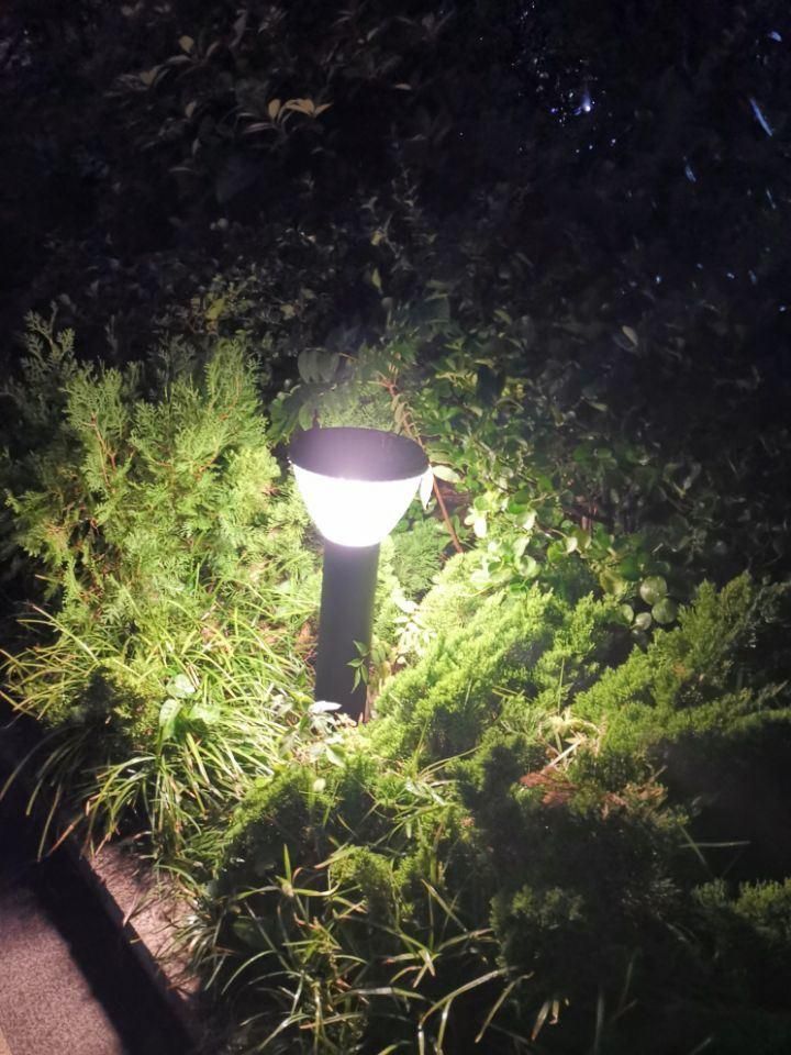 Casting Aluminum LED Outdoor Solar Bollard Lawn Light for Garden