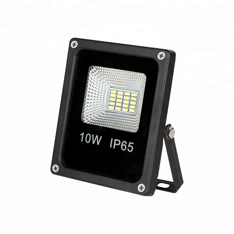 China Zhongshan RGB Green Red Blue LED Flood Light for Parks Gardens Villas Outdoor Lighting 10W 20W 30W 50W 100W LED Spotlight Solar Floodlight