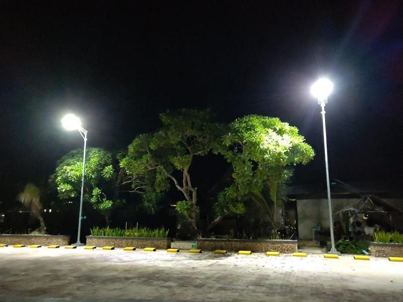 High Bright 80 Watts Integrated Solar LED Street Light with Motion Sensor