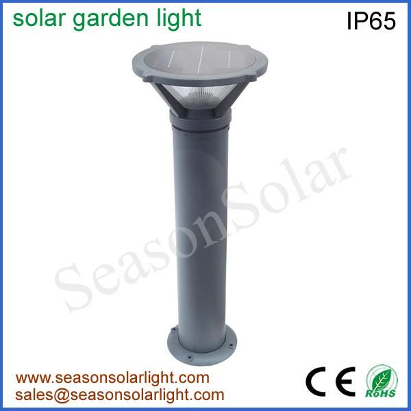 Alu. Top Housing Post Villa Lighting Outdoor Energy Saving Lamp Solar Garden Lighting with LED Light