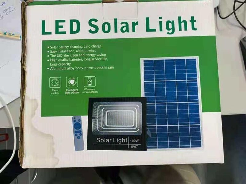 Outdoor IP67 Energy Saving Rechargeable LED Solar Wall/Garden/Park/Yard Flood Light