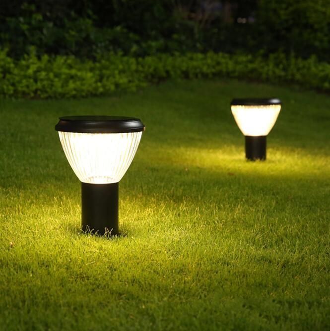 Hig Level IP65 Lithium Battery Outdoor LED Solar Garden Lawn Lights