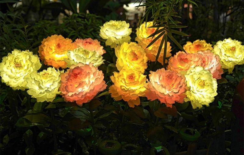 Factory Direct Sale Decorative LED 3 Heads Flowers Pink Yellow White Color Solar Lights for Flower Beds