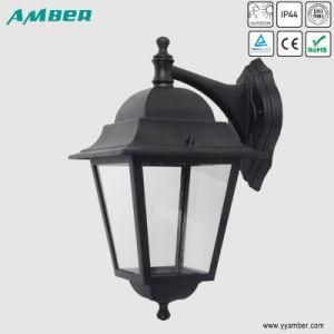 Classic Outdoor Garden Light with Clear Glass Diffuser