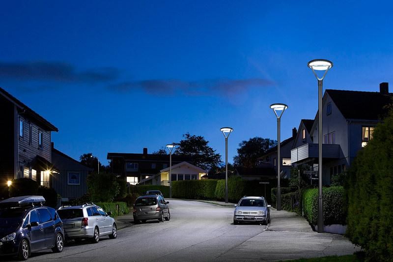 New Lighting Top Post Parking Garden Solar Lighting Outdoor 25W Solar Garden Yard Lighting with LED Lighting