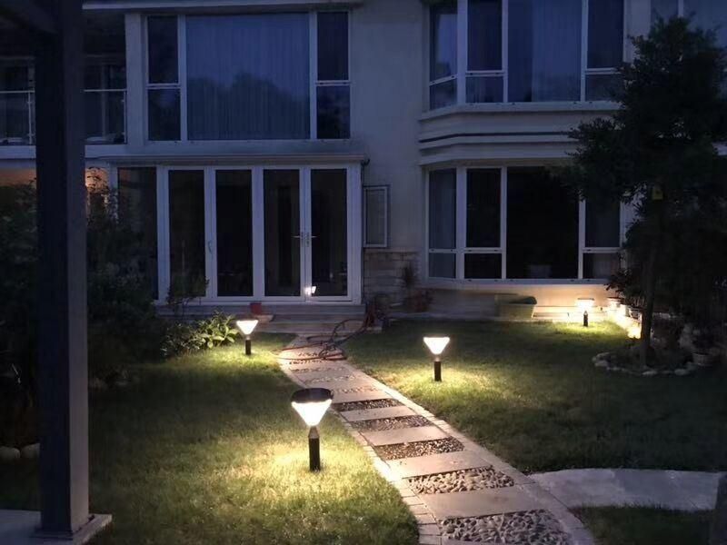 Outdoor All in One Garden Waterproof IP65 Warm White Park LED Solar Light