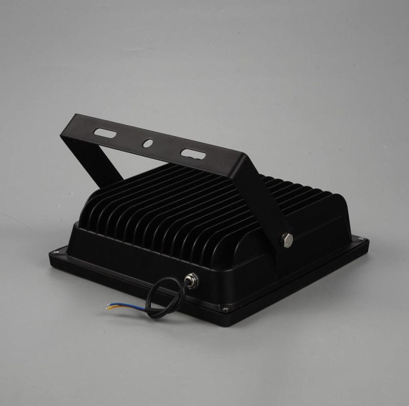 Outdoor Solar LED Projector Waterproof IP 65 Energy Saving Solar LED Floodlight 30W 50W 120W 200W with 3 Years Warranty Flood Light