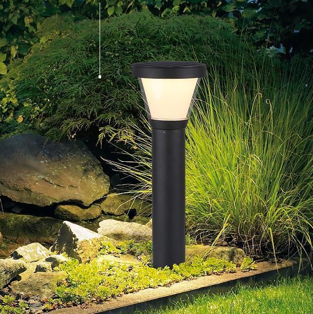 Outdoor Park Road Landscape Rechargeable Waterproof Garden Solar Lamp